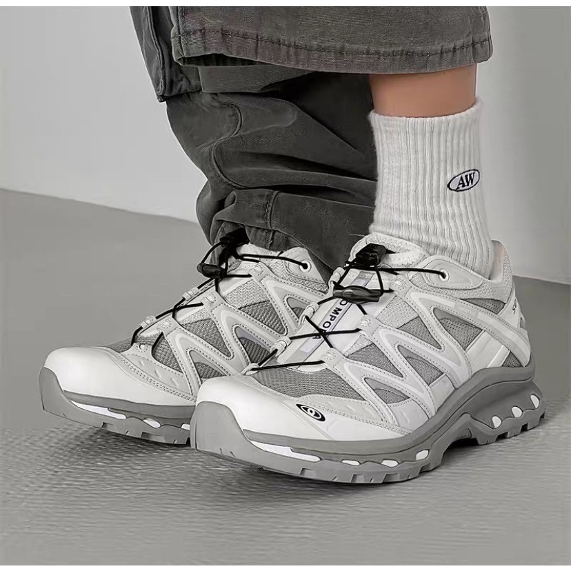 👟 Salomon XT-Quest GTX 越野登山鞋 白灰色｜白色｜灰色｜網眼布鞋面｜防潑水｜運動鞋 男女通用款鞋-細節圖4