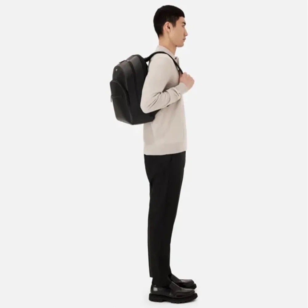 👜MONTBLANC萬寶龍 大號 SARTORIAL 皮革三隔層背包｜牛皮｜黑色｜防刮材質｜後背包-細節圖3