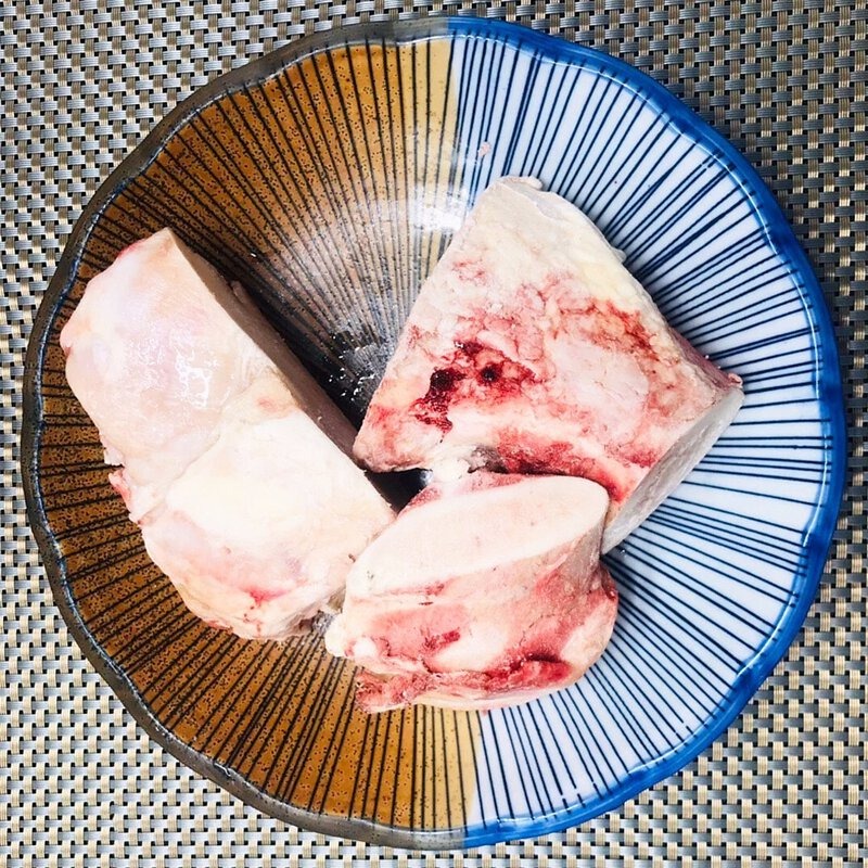 ⭐RORO⭐南美洲草飼牛骨輪(1kg±5%) │ 無骨髓部位、已切塊、雙層包裝、熬湯必備-細節圖2