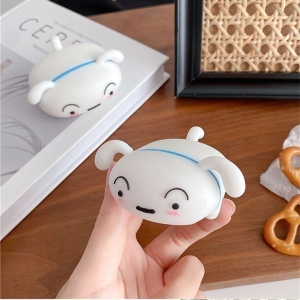 《AirPods pro／pro 3／第四代 矽膠保護套 趴趴小白》耳機防塵套 耳機盒 耳機殼 藍芽耳機套 矽膠【飛兒】-細節圖6