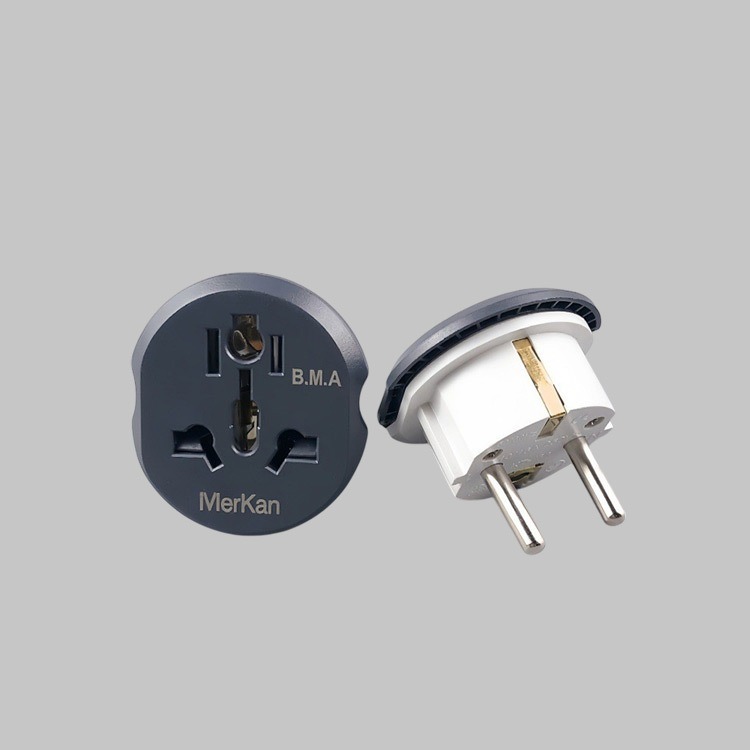 【黑色】多合一款式 耐電流16A