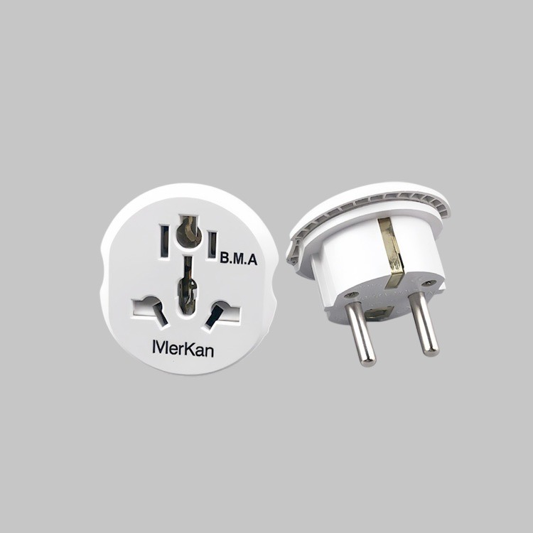【白色】多合一款式 耐電流16A