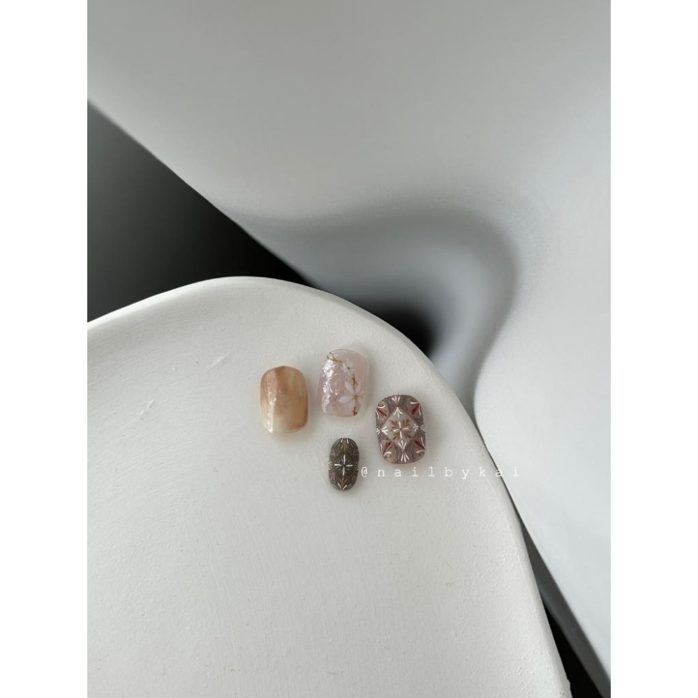 伊凱兒 [ 甲面之舞 ] 二代熱門款【新款式】美甲筆 筆刷 指甲彩繪 水彩 凝膠筆 線筆 美甲 美甲工具 附筆蓋筆筒-細節圖2