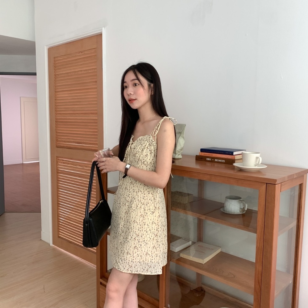 Beforesunrise-法式碎花綁帶洋(2Colors)-細節圖4