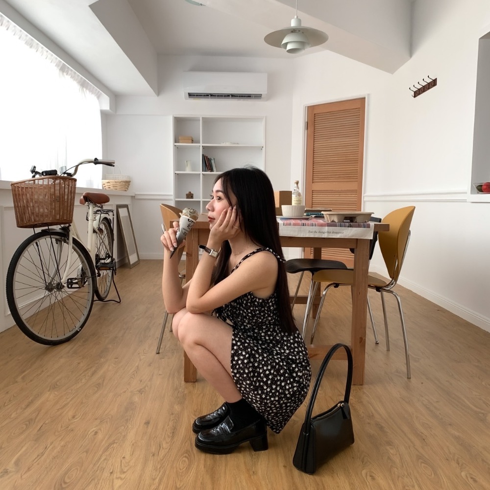 Beforesunrise-法式碎花綁帶洋(2Colors)-細節圖7