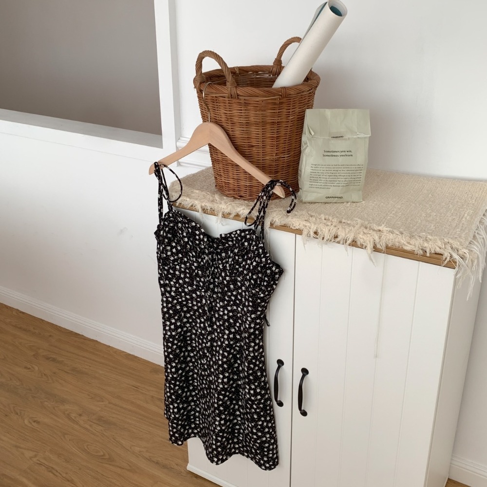 Beforesunrise-法式碎花綁帶洋(2Colors)-細節圖10