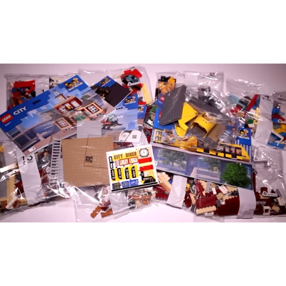 無盒 LEGO 樂高 60271 城市系列 中央廣場 全新 ol-細節圖2