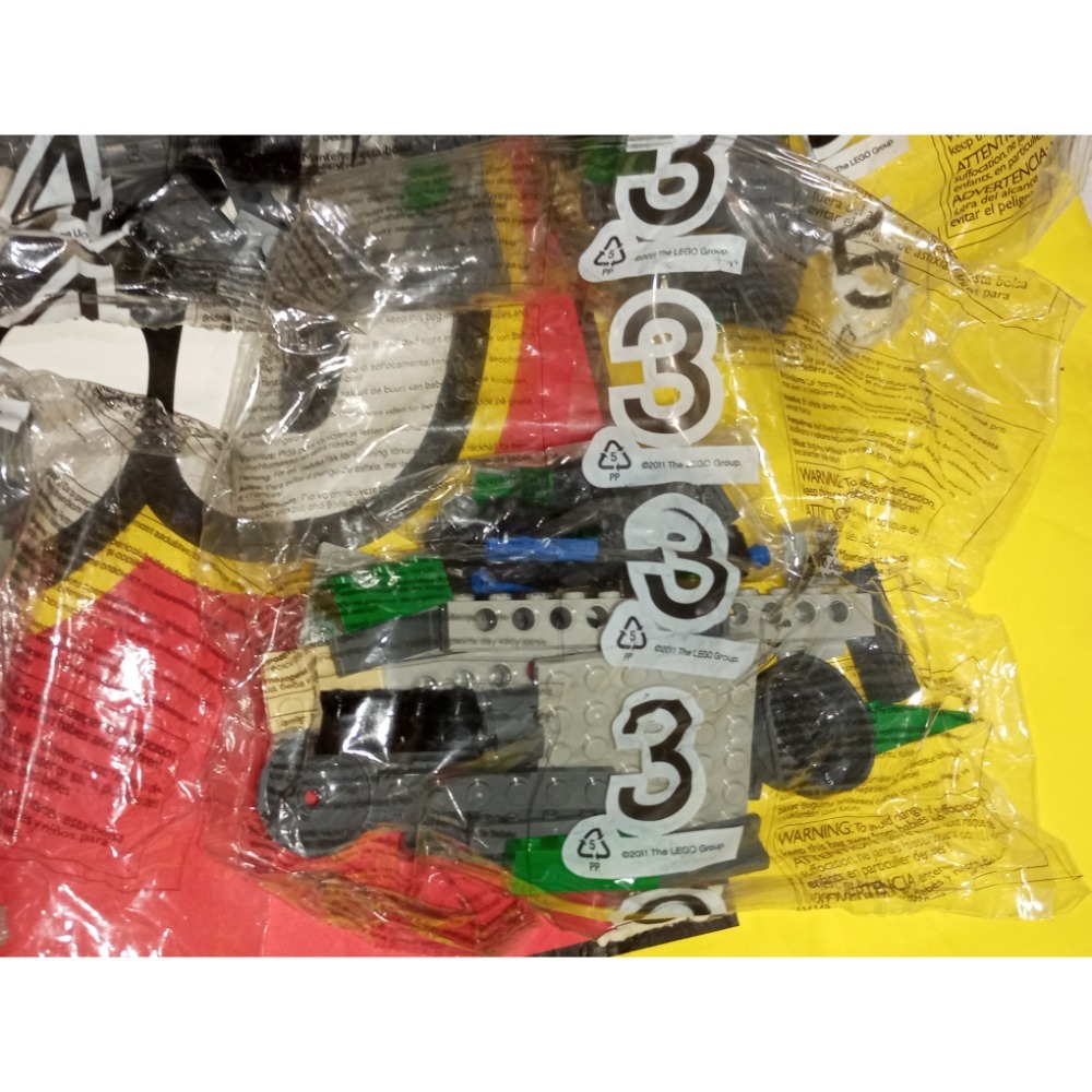 無外盒［BrickHouse] LEGO 樂高 76003 超人：Smallville 戰役 零件袋未拆-細節圖4