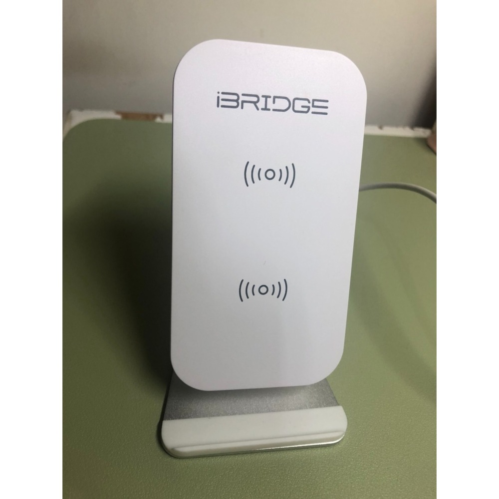 二手 - IBRIDGE 10W｜7.5W IBW005 立架式雙線圈無線充電盤-細節圖5