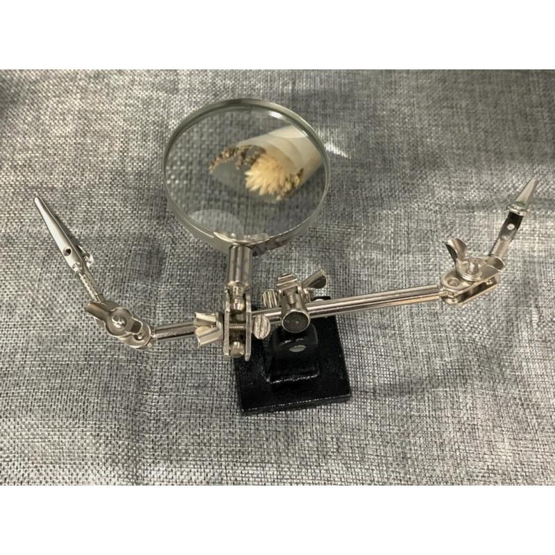 帶放大鏡金屬夾台 萬向金屬工作夾台 模型工具金屬萬向工作夾台/工作台美國土、橡膠土的好幫手模型著色比迷你台鉗-細節圖9