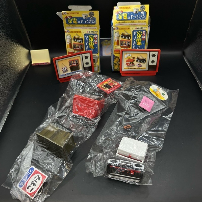 2006 re-ment 懷舊家電 全十種 電視 電話  熱水器 復古家電 食玩 盒玩-細節圖3