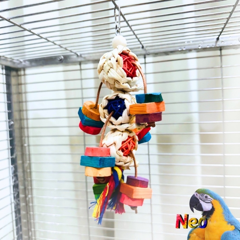 天然啃咬玩具 籐球小勇士 玉米皮 籐球 彩色木片 適合中小型鸚鵡 妮歐小賣部｜鸚鵡用品玩具首選 🚚24H快速出貨-細節圖5