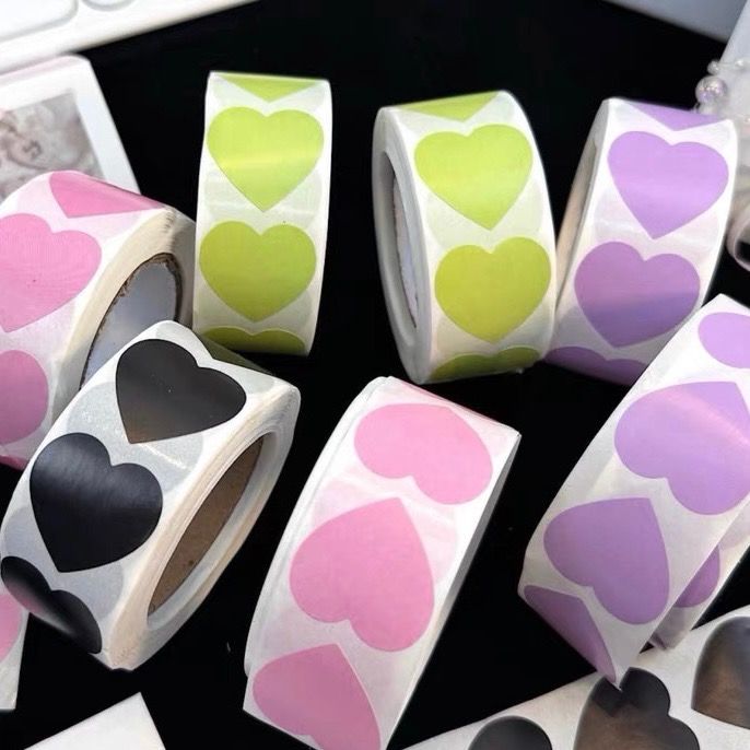 （🆕）500張 卷卷貼 馬卡龍色貼紙 不乾膠愛心封口貼 偶像明星愛豆專輯小卡 打包出卡 包材包裝標籤貼 追星必備-細節圖3