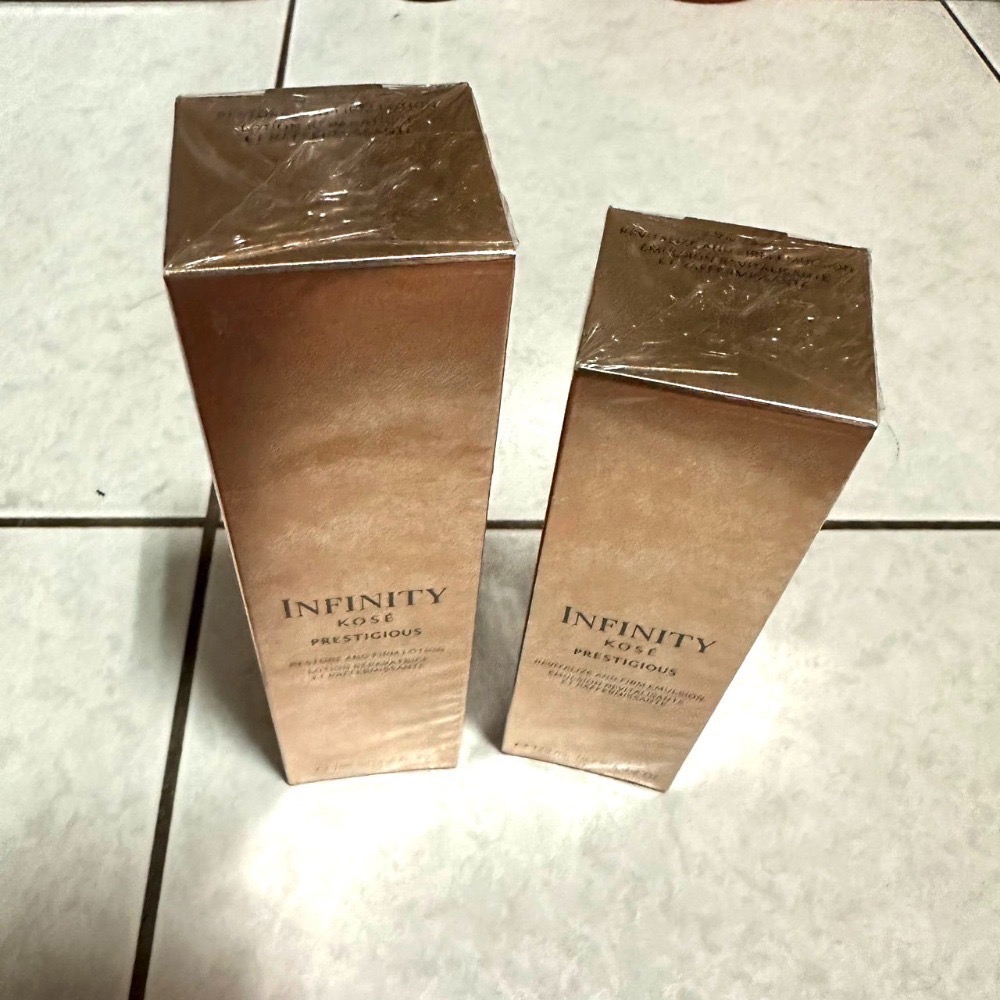 ★依寶小舖★【KOSE 高絲】即期品）無限肌緻極璨甦活精華露160ml-細節圖2