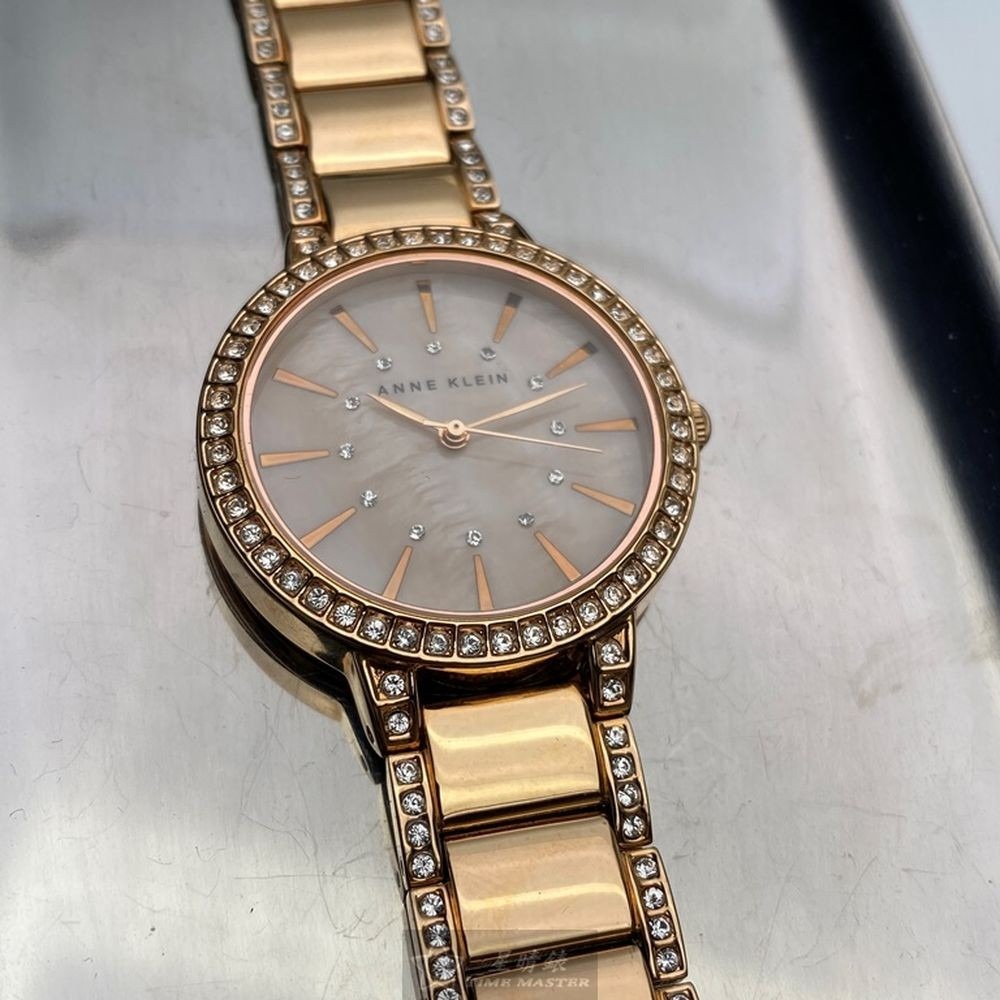 AnneKlein:手錶,型號:AN00634,女錶34mm玫瑰金錶殼粉紅色錶面精鋼錶帶款-細節圖8