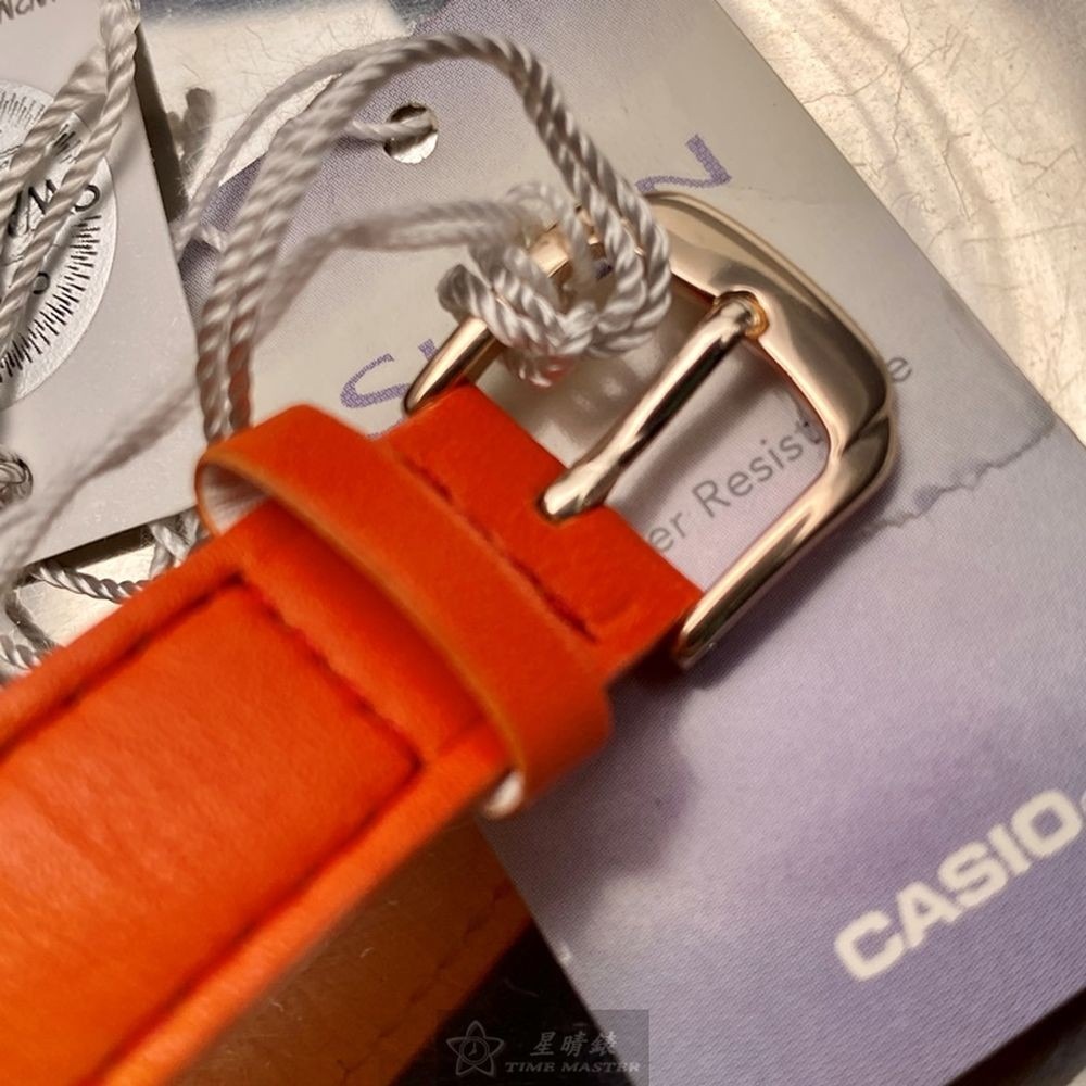 CASIO:手錶,型號:CA00006,女錶34mm玫瑰金錶殼玫瑰金色錶面真皮皮革錶帶款-細節圖8