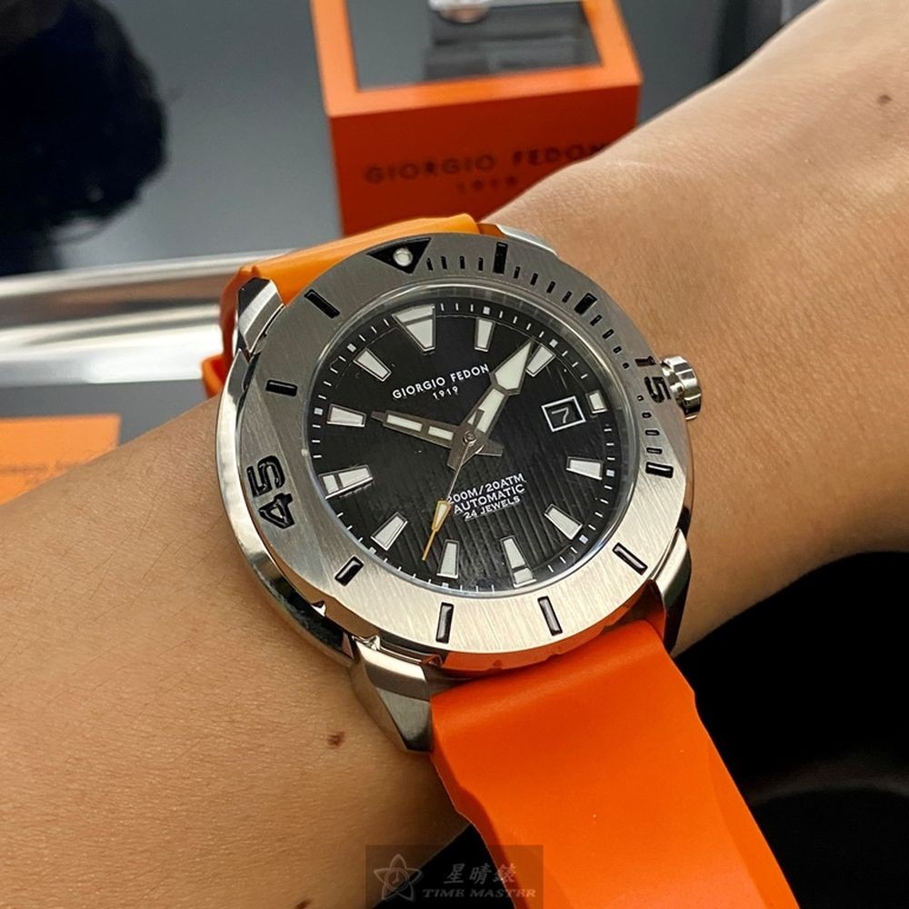 GiorgioFedon1919:手錶,型號:GF00100,男錶48mm銀錶殼黑色錶面矽膠錶帶款-細節圖2