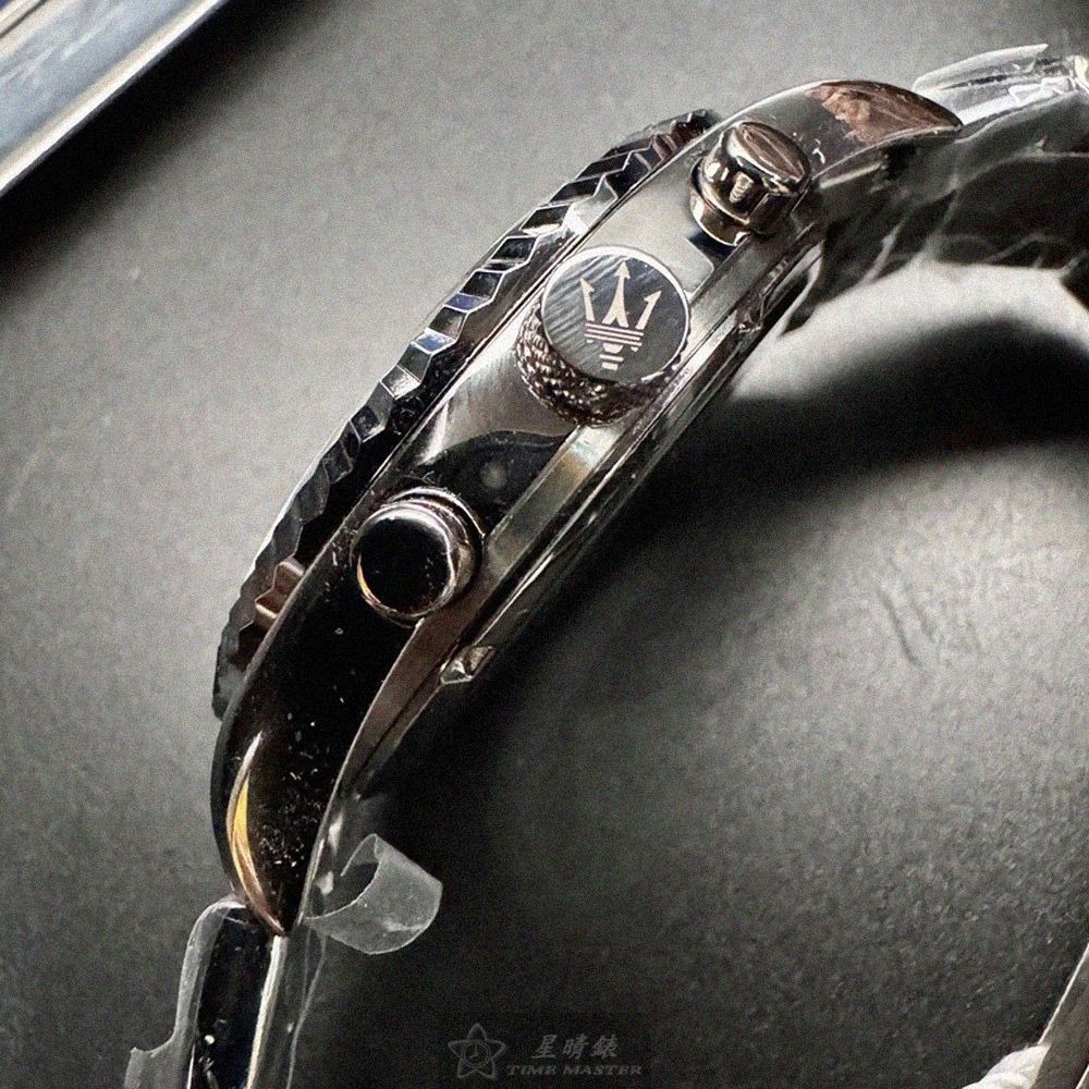 MASERATI手錶,編號R8853100022,44mm銀圓形精鋼錶殼,寶藍色三眼, 中三針顯示錶面,銀色精鋼錶帶款-細節圖8