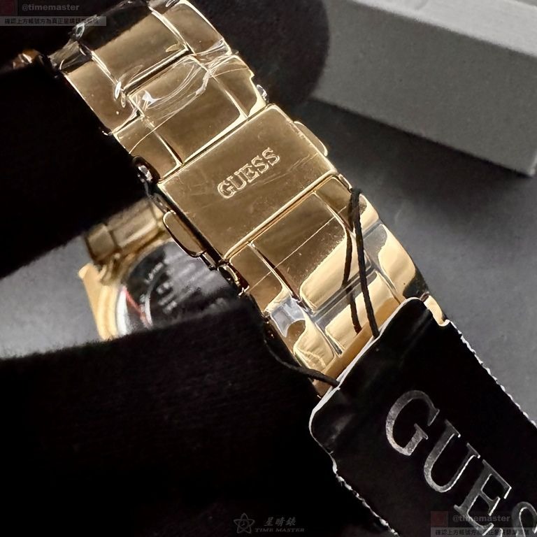 GUESS手錶,編號GC00005,34mm金色圓形精鋼錶殼,金色中三針顯示, 彩虹鋼琴鑽圈錶面,金色精鋼錶帶款-細節圖9