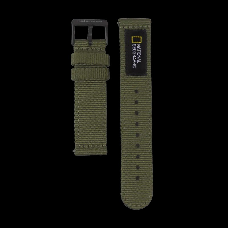 軍綠色