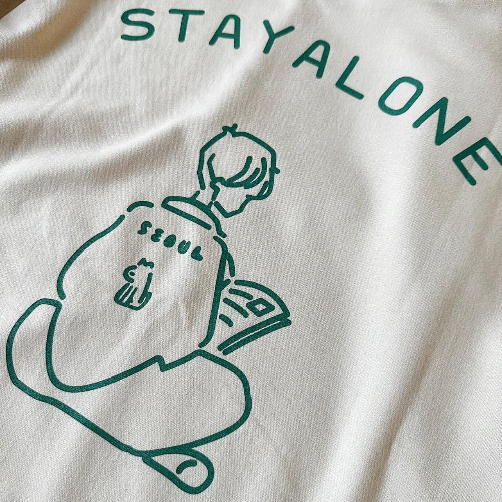 80335 STAYALONE看書男孩短T -3色-  [韓國細絨布]-細節圖10