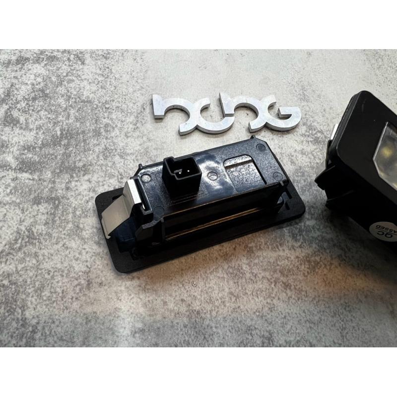 解碼 BMW G30 G31 F90 G20 G21 F40 135系 爆亮牌照燈 車牌燈 LED室內燈 一台份 牌照燈-細節圖3