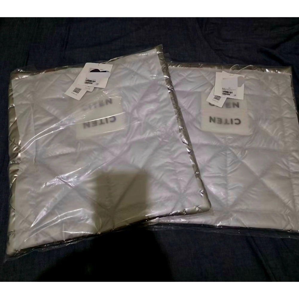 [現貨]日本品牌 CITEN 銀色 鋪棉托特包 空氣感 側背包 可放A4 筆電-細節圖3
