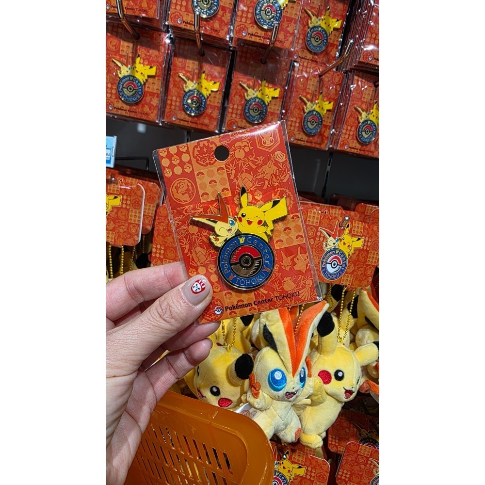 [現貨]日本 寶可夢中心限定 徽章 福岡 名古屋 時拉比 拉帝亞斯 拉帝歐斯-細節圖4