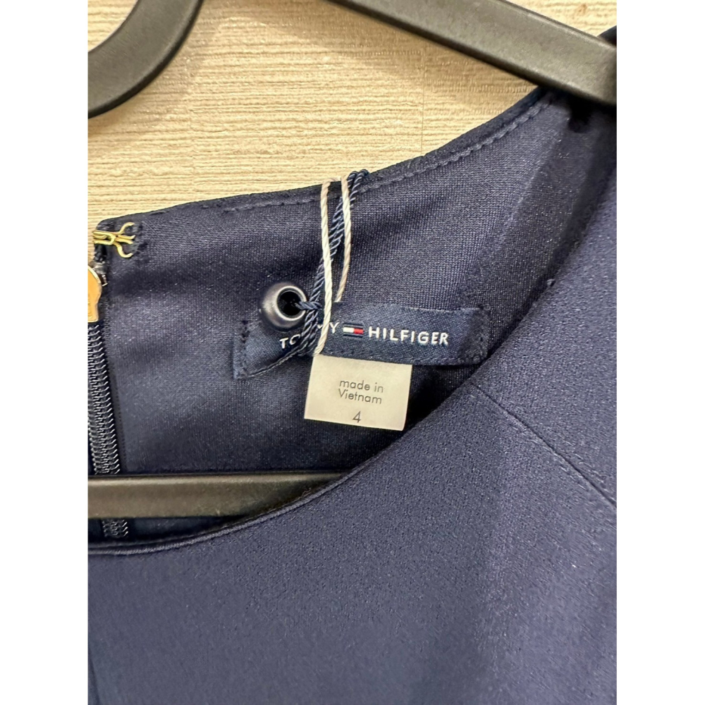 美國 Tommy Hilfiger 深藍無袖洋裝 size 4-細節圖2
