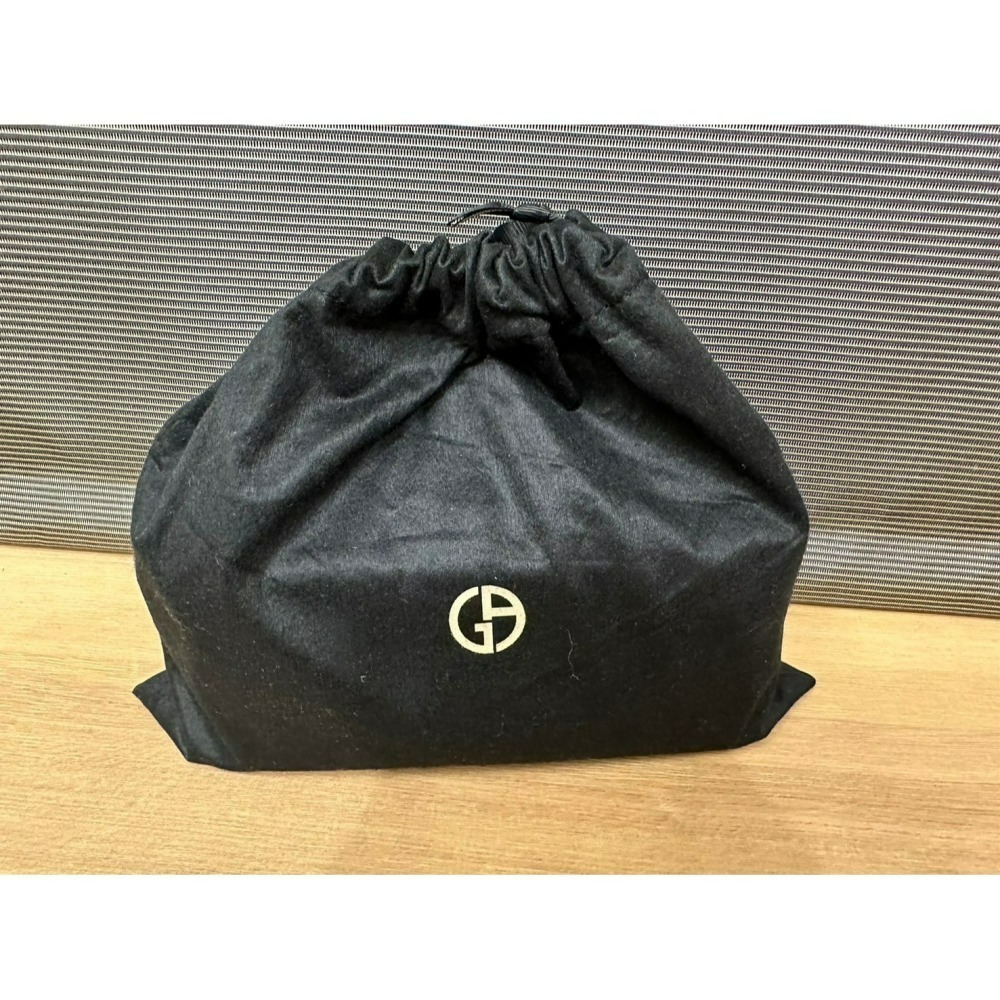 EVA air 長榮航空 Giorgio Armani 皇璽桂冠艙 商務艙 過夜包 機上旅行包 硬殼 軟包-細節圖5