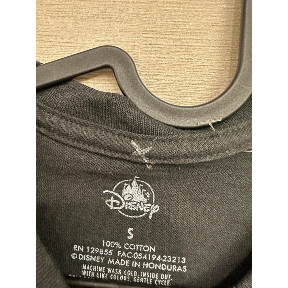美國 Disney 迪士尼 短袖黑色2024迪士尼樂園T恤 size S-細節圖4