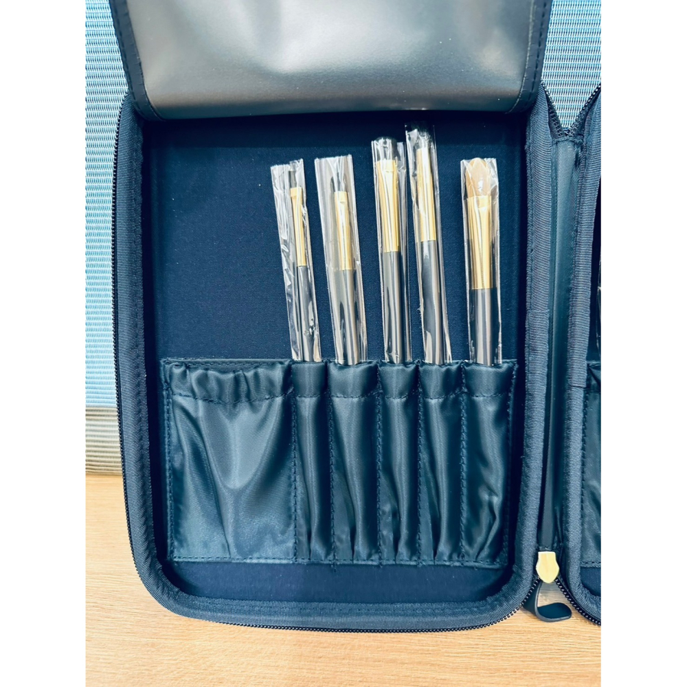 雅詩蘭黛 Estee Lauder 大師級專業刷具組 專業刷具*10+刷具包-細節圖5