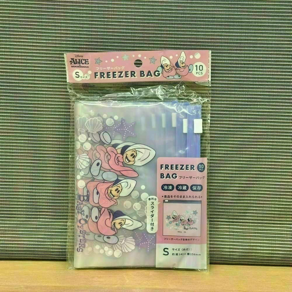 日本 Seria 百元商店 迪士尼 牡蠣寶寶 小物收納 透明收納包 拉鍊袋 小方巾 水杯 水瓶 貼紙 磁鐵 夾子 資料夾-規格圖11