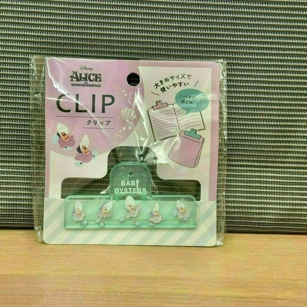 日本 Seria 百元商店 迪士尼 牡蠣寶寶 小物收納 透明收納包 拉鍊袋 小方巾 水杯 水瓶 貼紙 磁鐵 夾子 資料夾-規格圖11