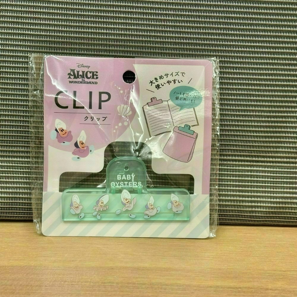 日本 Seria 百元商店 迪士尼 牡蠣寶寶 小物收納 透明收納包 拉鍊袋 小方巾 水杯 水瓶 貼紙 磁鐵 夾子 資料夾-規格圖11