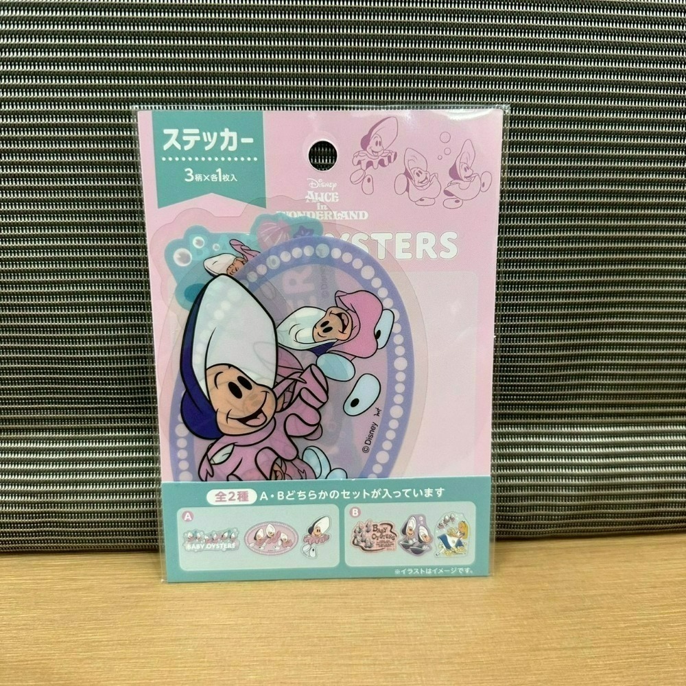 日本 Seria 百元商店 迪士尼 牡蠣寶寶 小物收納 透明收納包 拉鍊袋 小方巾 水杯 水瓶 貼紙 磁鐵 夾子 資料夾-規格圖11