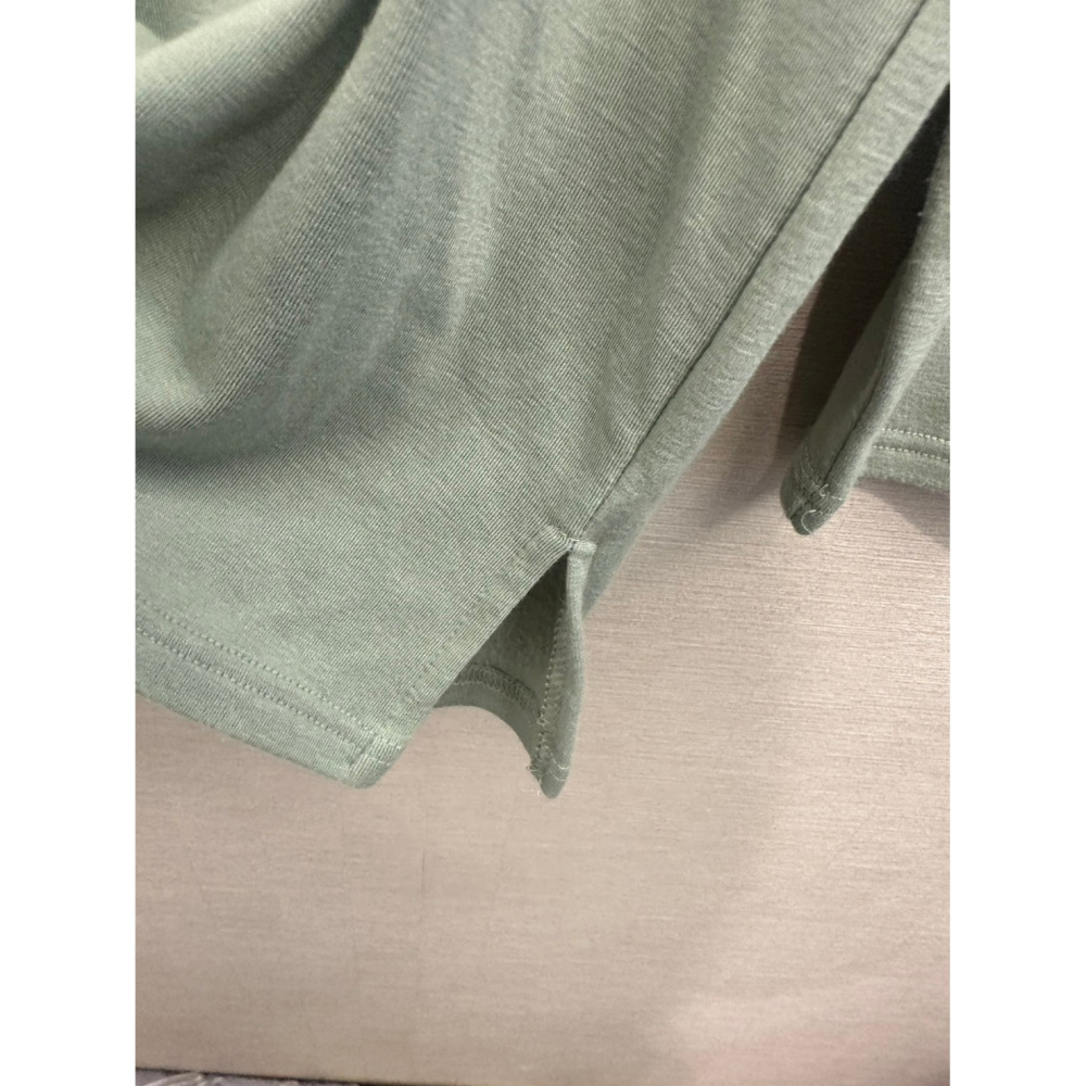 <二手> 正韓 The May 綠色素面內刷毛T恤 size F-細節圖3