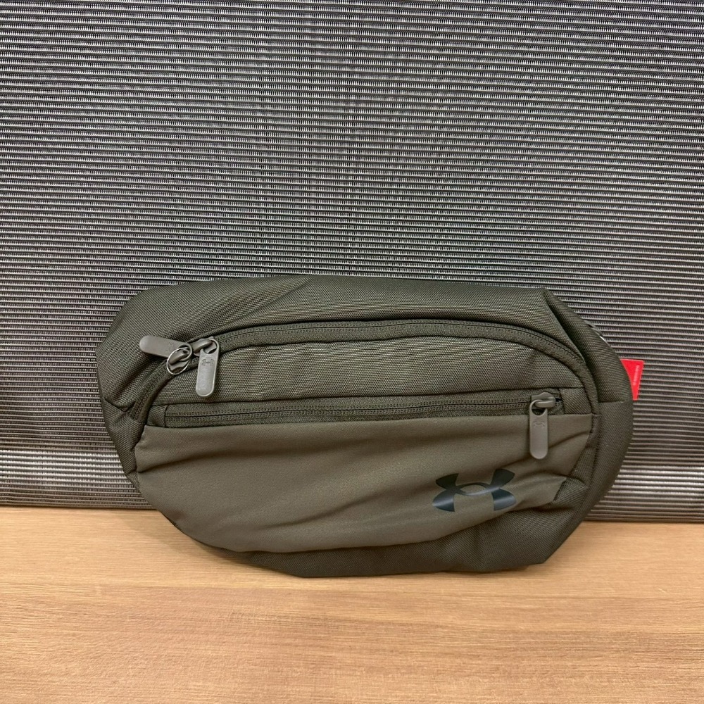 美國 UA 安德瑪 Under Armour Flex 斜背包 肩背包 胸包 腰包 軍綠 橘紅-規格圖11