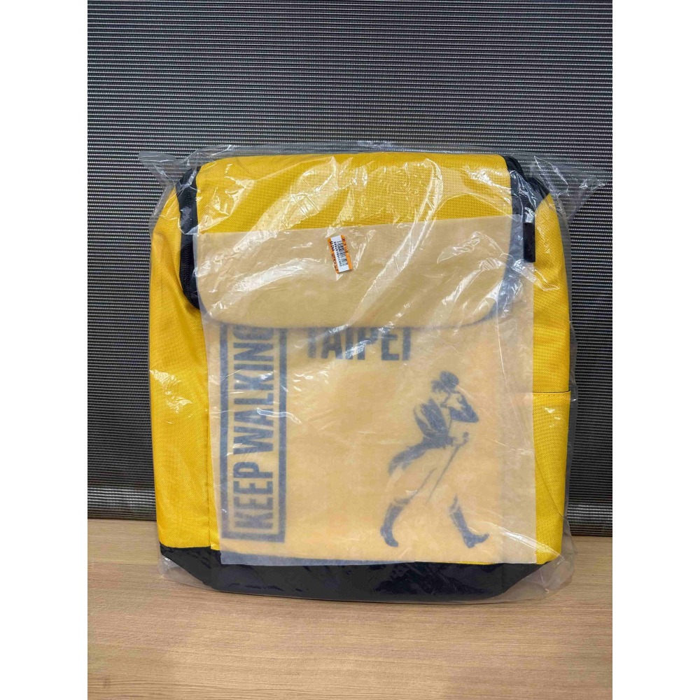 Johnnie Walker 約翰走路 後背包 行李袋 旅行袋 黃色-細節圖7