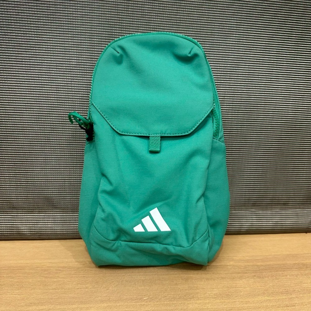 美國 adidas Essentials 3 斜背包 肩背包 胸包 多色-規格圖11