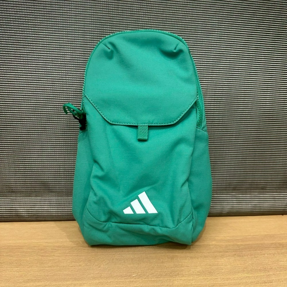 美國 adidas Essentials 3 斜背包 肩背包 胸包 多色-規格圖11