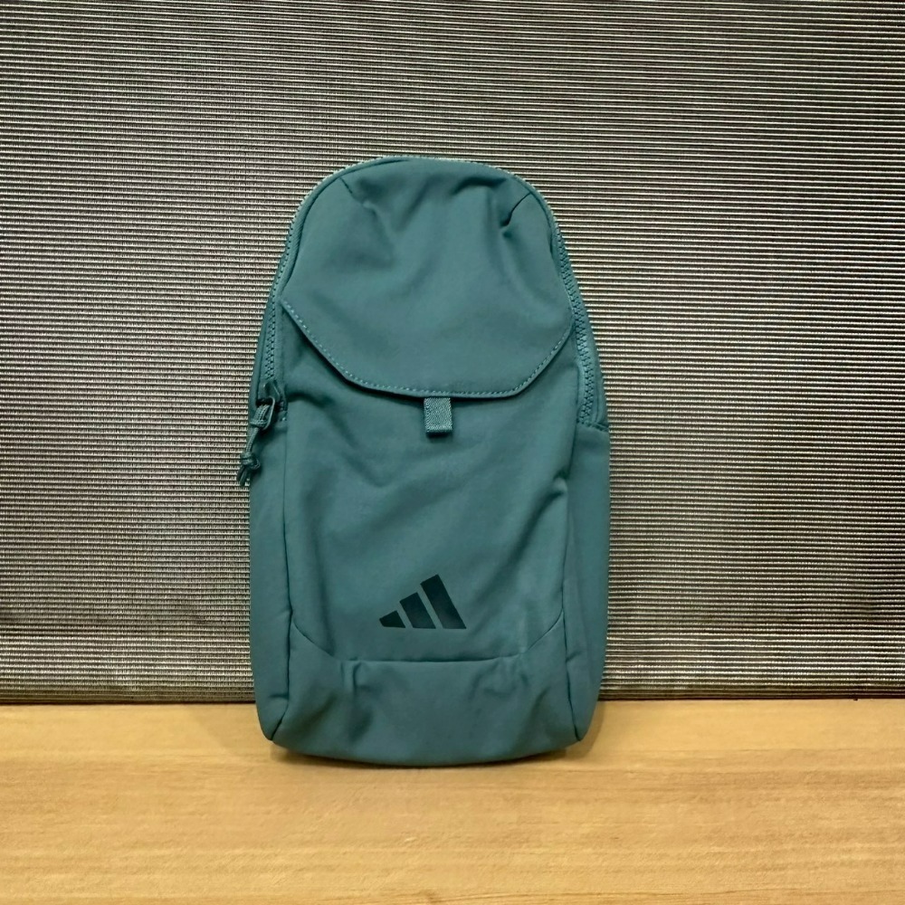 美國 adidas Essentials 3 斜背包 肩背包 胸包 多色-規格圖11