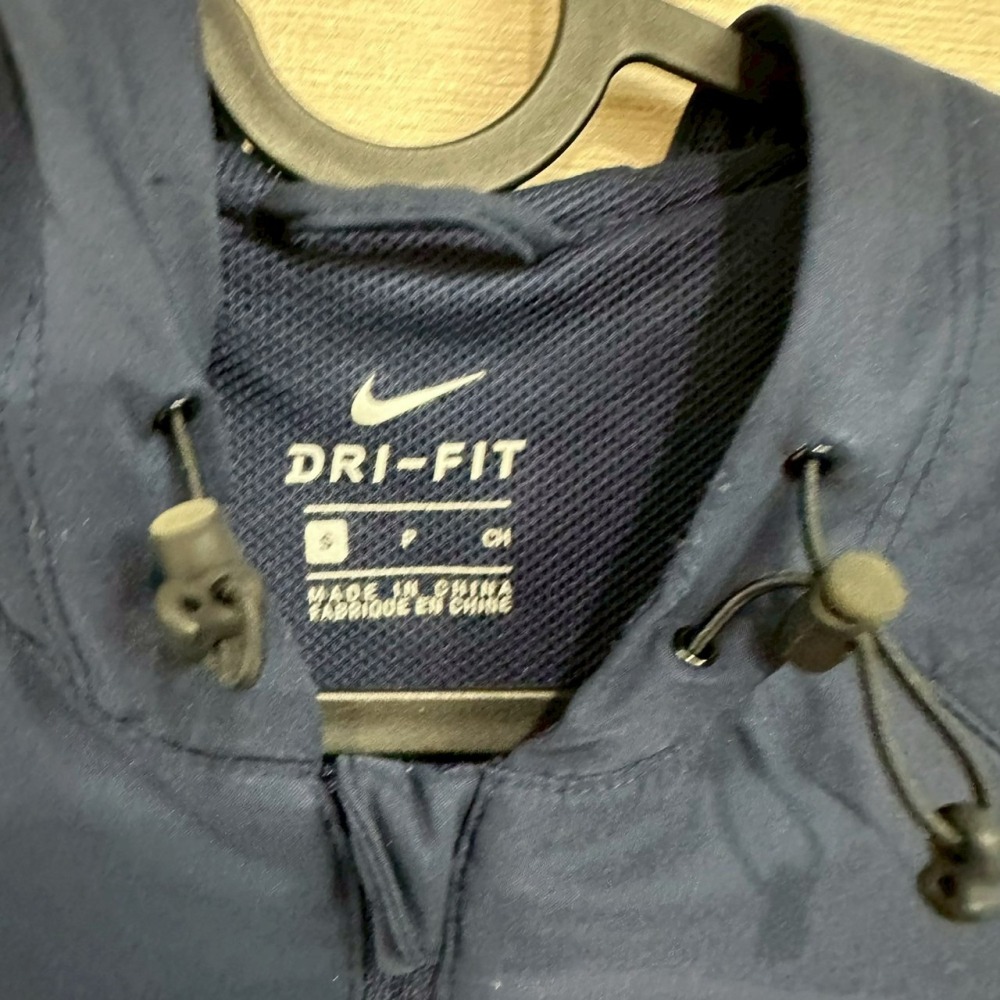 <二手> Nike 藍色運動外套 size S/M-細節圖6