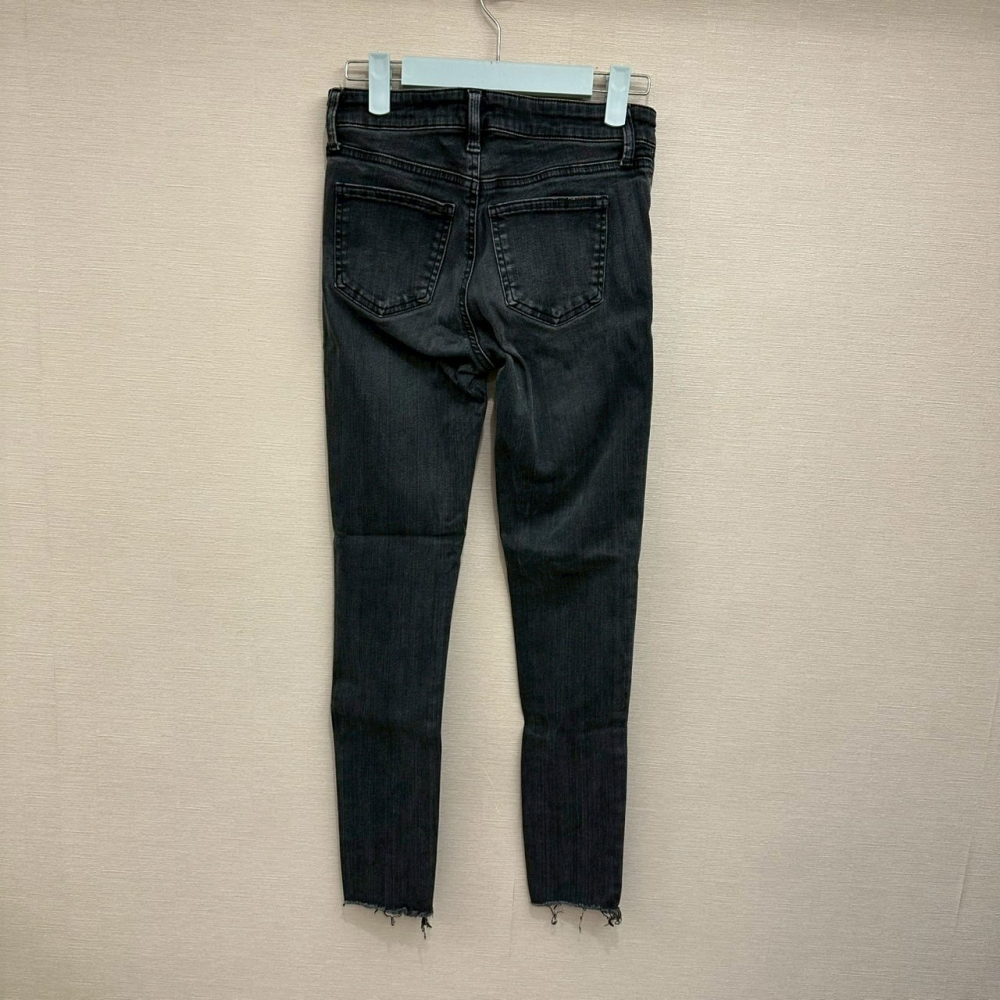 <二手> Uniqlo 黑色 中腰 特級彈性牛仔褲 size 24/61cm 436551-細節圖5
