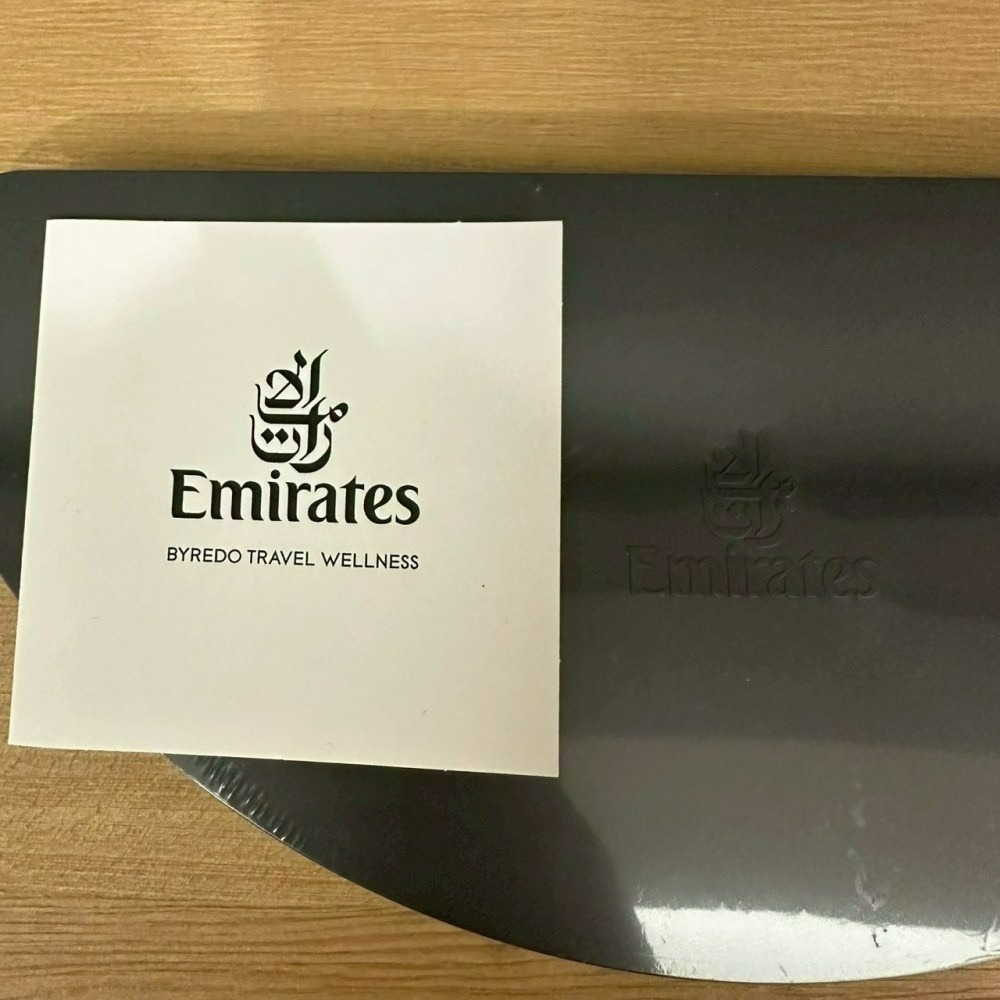 阿聯酋航空 Emirates 機上用品 頭等艙 商務艙 睡衣 過夜包 寶格麗 Bulgari Byredo 黃麻環保購物-細節圖4