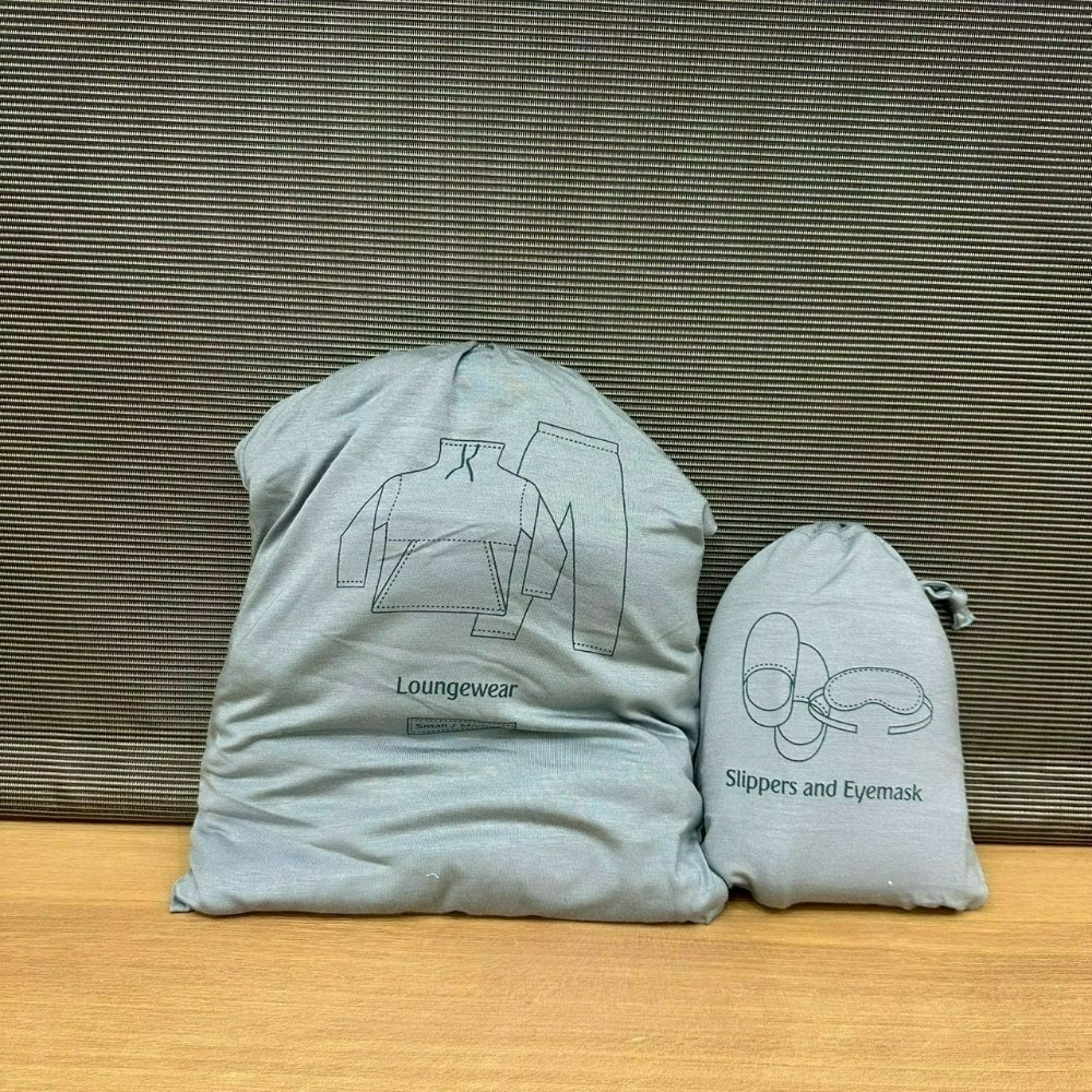 阿聯酋航空 Emirates 機上用品 頭等艙 商務艙 睡衣 過夜包 寶格麗 Bulgari Byredo 黃麻環保購物-規格圖9