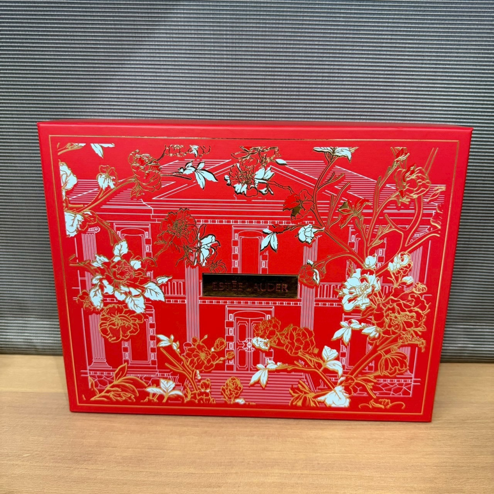 雅詩蘭黛 Estee Lauder 馬年 吊飾 紙盒 紙袋-細節圖2