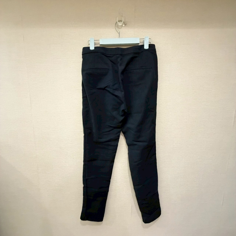 <二手> Zara Basic 黑色拉鍊裝飾緊身長褲 size S-細節圖2