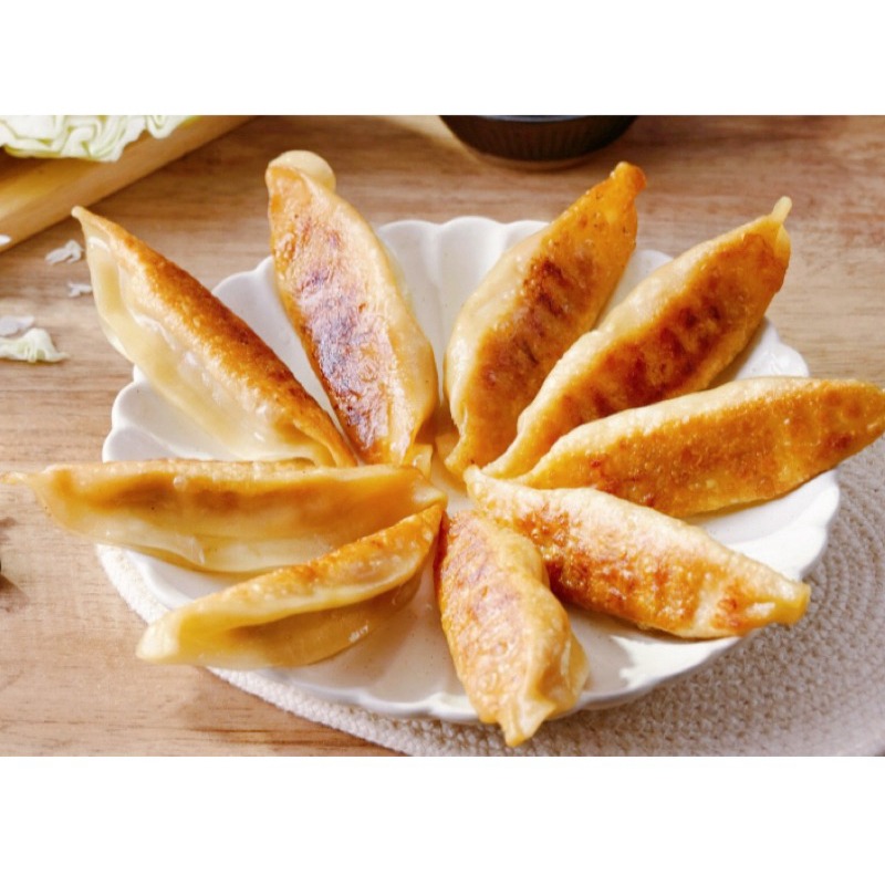 【說蔬人】黃金爆汁蔬菜鍋貼🥟全素(約30入)/素食鍋貼/高麗菜鍋貼/飽滿多汁/vegan/fried dumpling-細節圖2