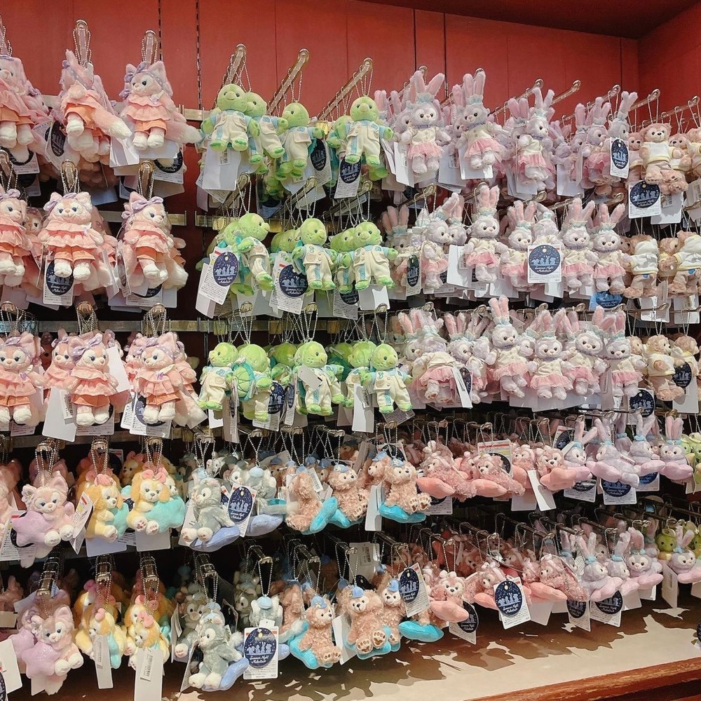 現貨 日本東京迪士尼 達菲好朋友 夏夜旋律 夏日限定 站姿吊飾 鑰匙圈 達菲 史黛拉 玲娜貝兒-細節圖3